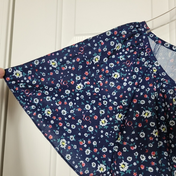 SimpleFun Women's Large Tie Front Blue Floral Top - Picture 4 of 11